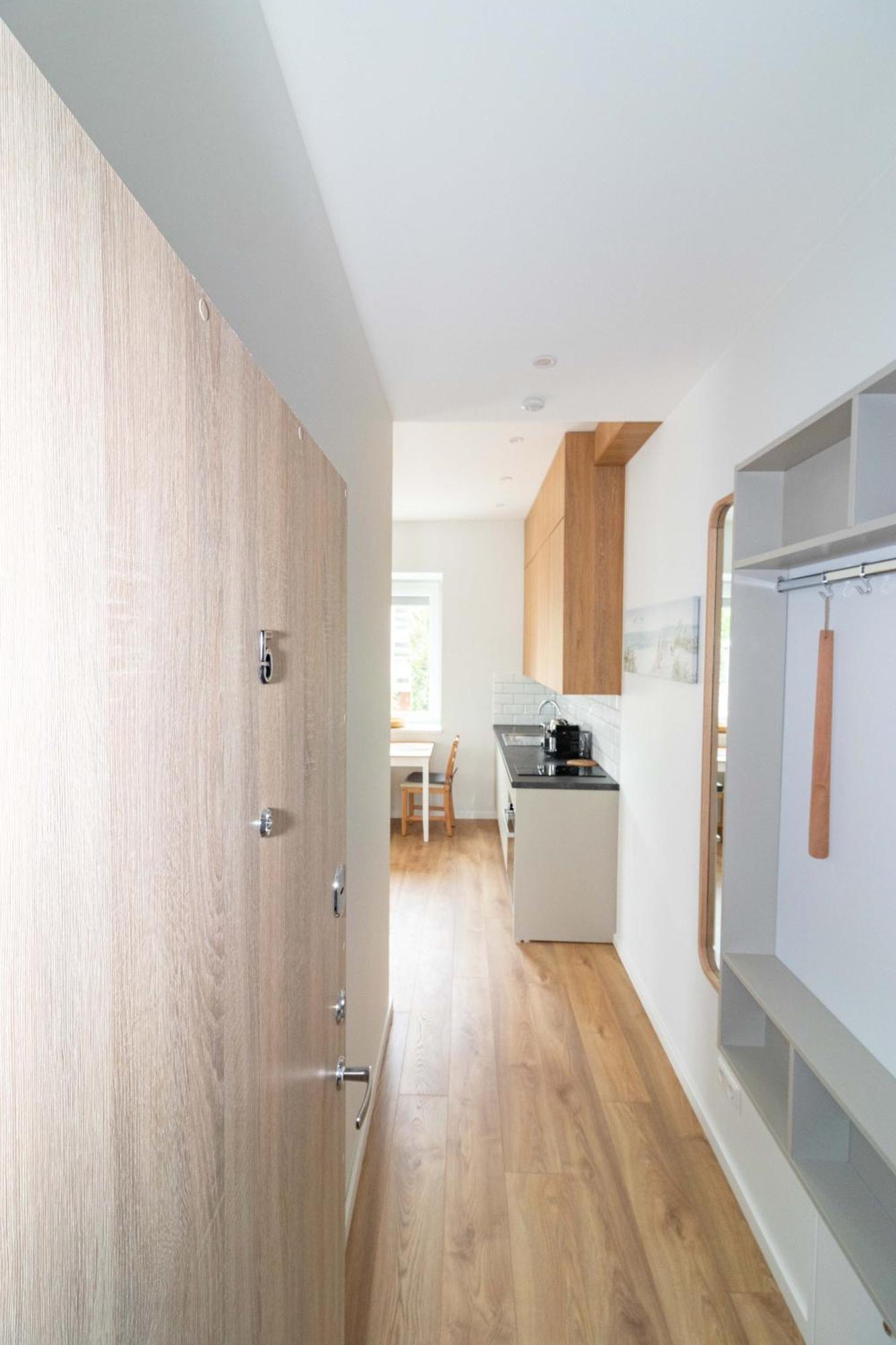 Top Street One Apartments, By Cohost Klaipėda Rum bild