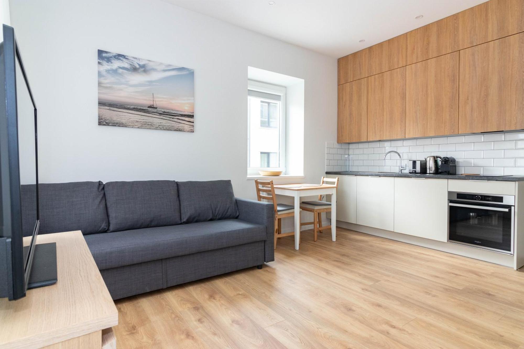 Top Street One Apartments, By Cohost Klaipėda Rum bild